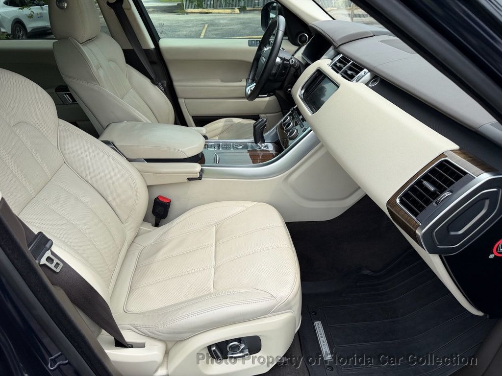 2016 Land Rover Range Rover Sport Supercharged Dynamic 4WD Third Row - 23078919 - 9