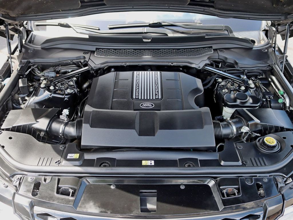 2016 Land Rover Range Rover Sport SuperCharged photo 34