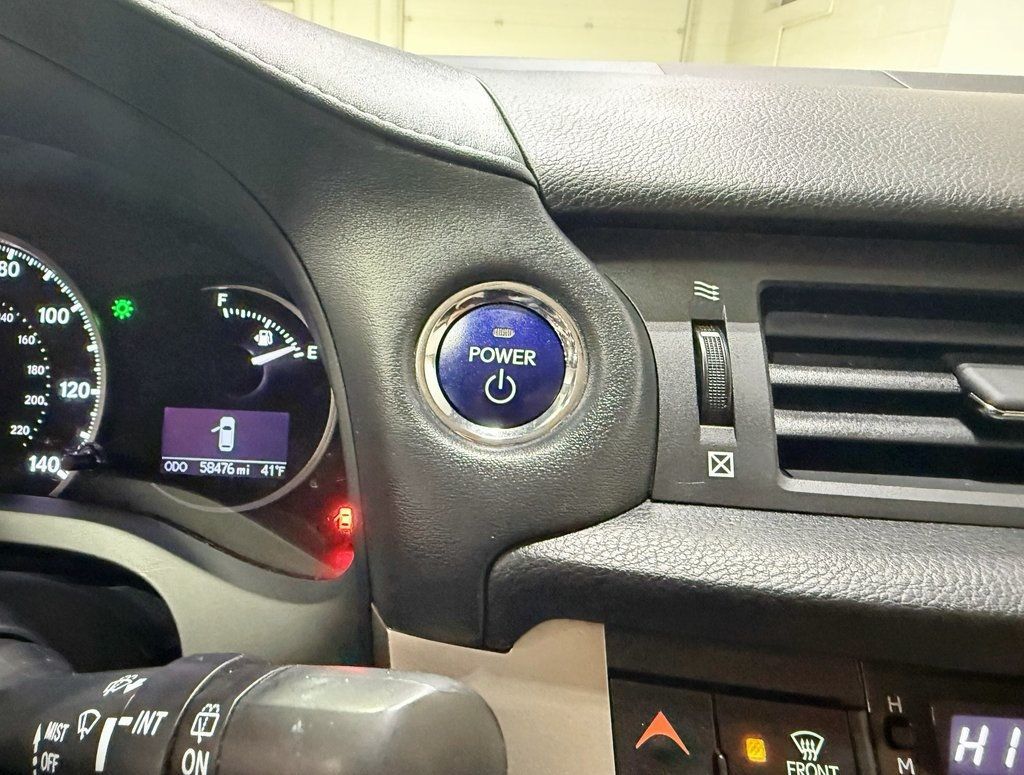 2016 Lexus CT 200h 5dr Sedan Hybrid - 22947684 - 14