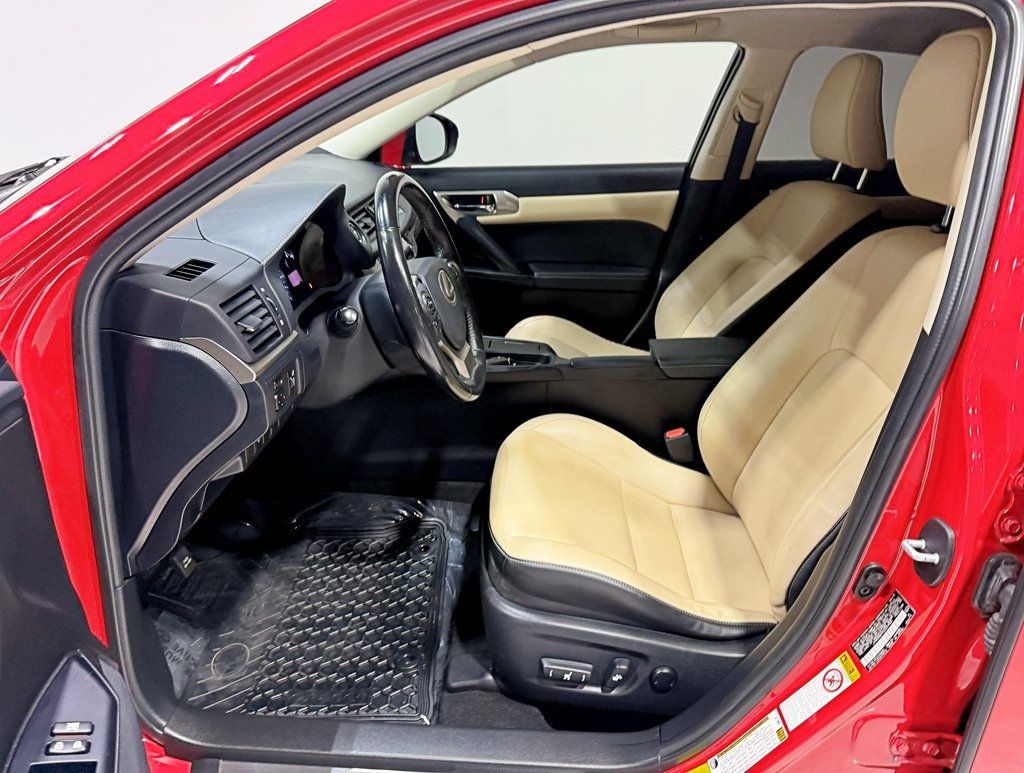 2016 Lexus CT 200h 5dr Sedan Hybrid - 22947684 - 20