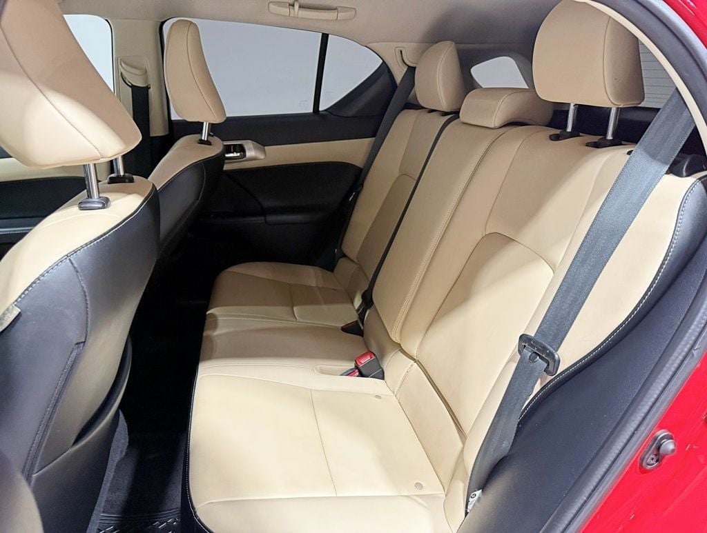 2016 Lexus CT 200h 5dr Sedan Hybrid - 22947684 - 27