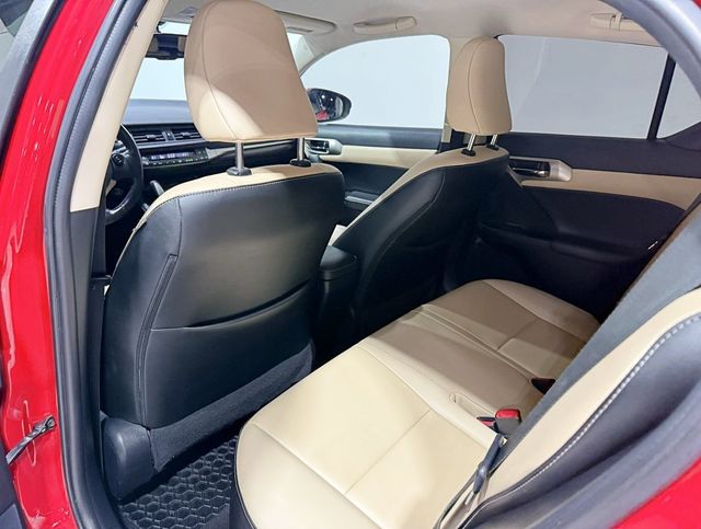 2016 Lexus CT 200h 5dr Sedan Hybrid - 22947684 - 28