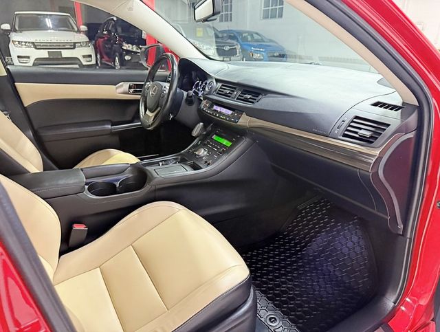 2016 Lexus CT 200h 5dr Sedan Hybrid - 22947684 - 34