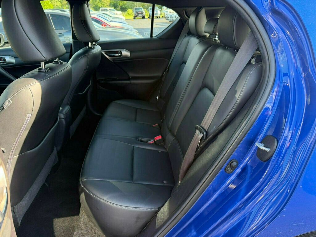 2016 Lexus CT 200h 5dr Sedan Hybrid - 23039699 - 18