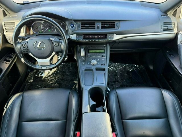 2016 Lexus CT 200h 5dr Sedan Hybrid - 23039699 - 1