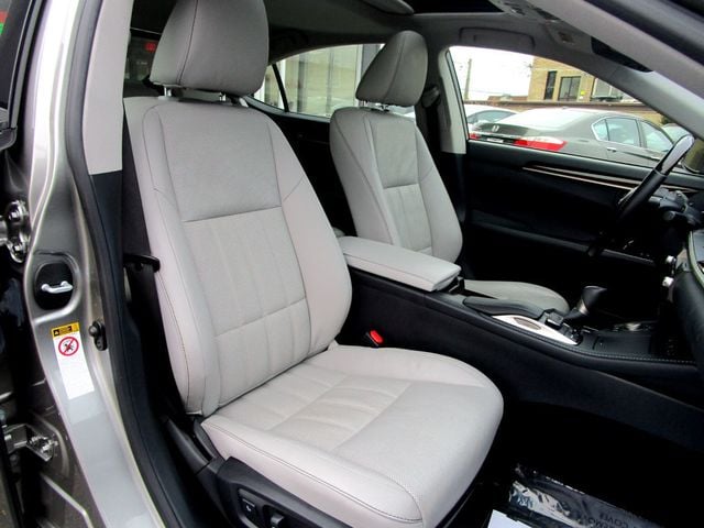 2016 Lexus ES 300h 4dr Sedan Hybrid - 22964541 - 15