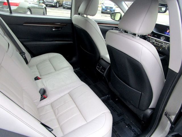 2016 Lexus ES 300h 4dr Sedan Hybrid - 22964541 - 17