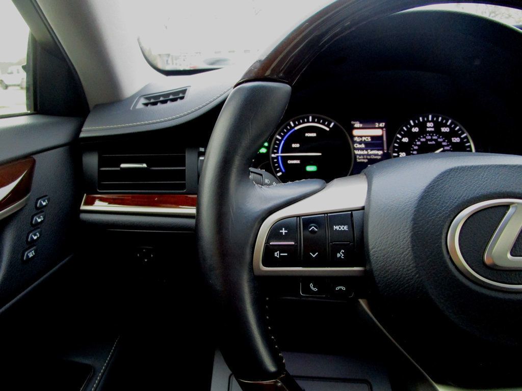 2016 Lexus ES 300h 4dr Sedan Hybrid - 22964541 - 20