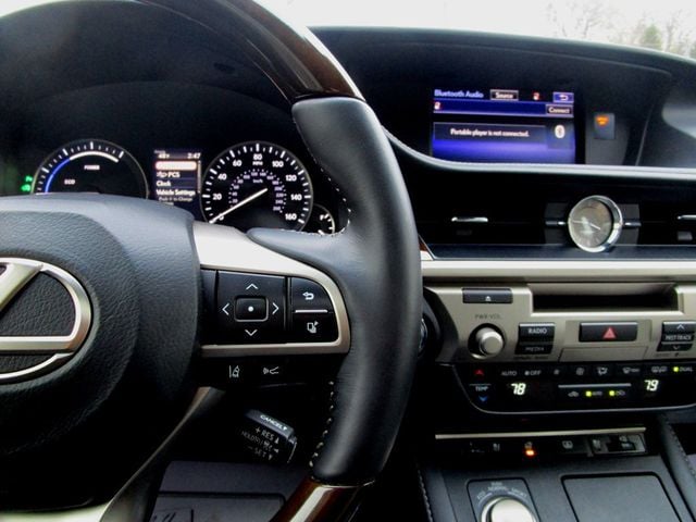 2016 Lexus ES 300h 4dr Sedan Hybrid - 22964541 - 21