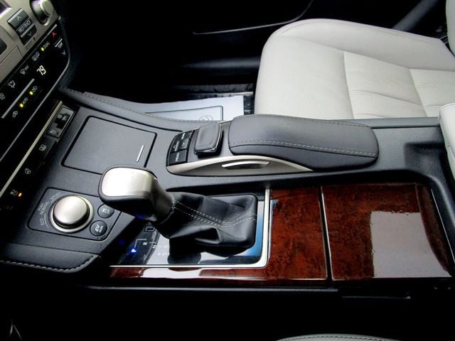 2016 Lexus ES 300h 4dr Sedan Hybrid - 22964541 - 23