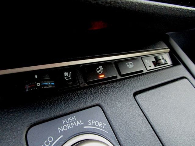 2016 Lexus ES 300h 4dr Sedan Hybrid - 22964541 - 24