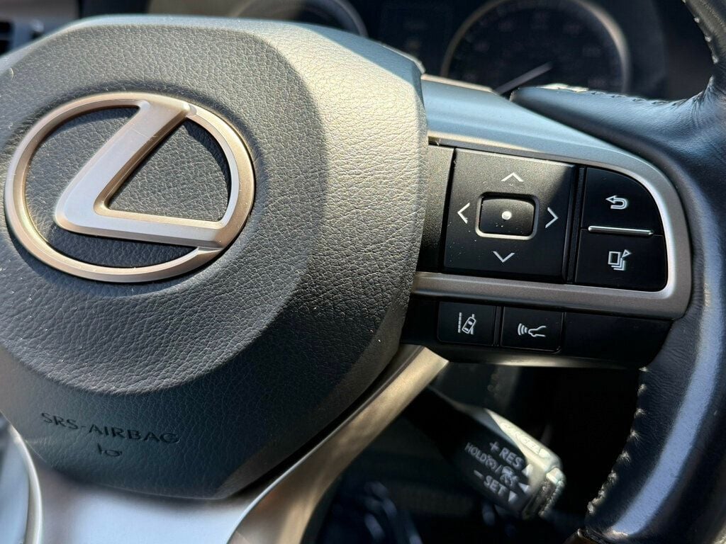 2016 Lexus ES 300h 4dr Sedan Hybrid - 23048697 - 26