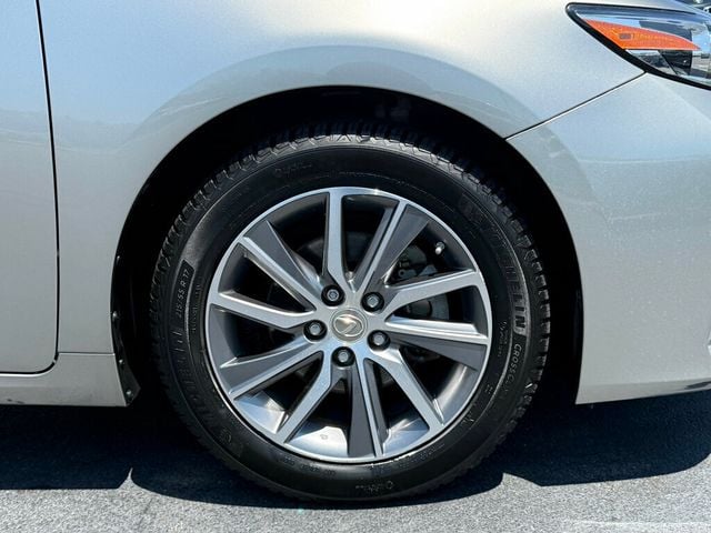 2016 Lexus ES 300h 4dr Sedan Hybrid - 23048697 - 30
