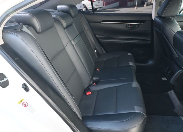 2016 Lexus ES 350 4dr Sedan - 22940180 - 13