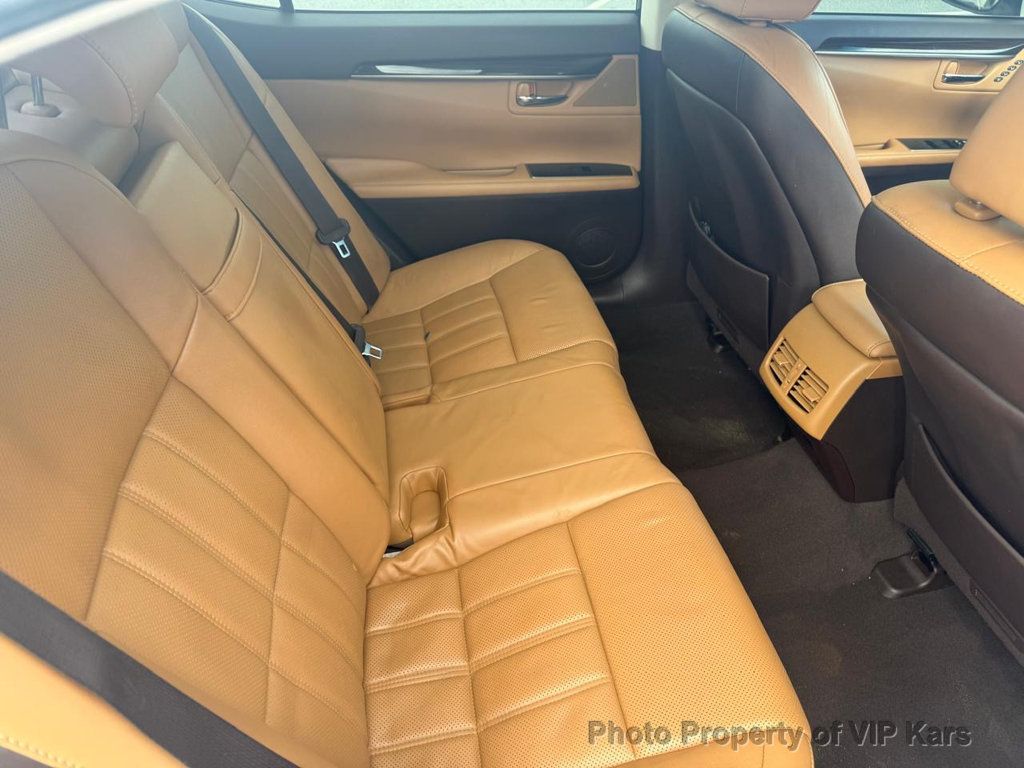 2016 Lexus ES 350 4dr Sedan - 22956519 - 12