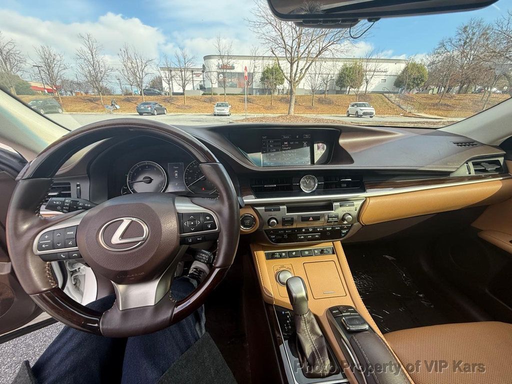 2016 Lexus ES 350 4dr Sedan - 22956519 - 19