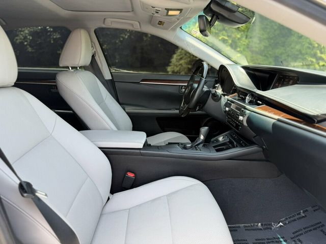 2016 Lexus ES 350 4dr Sedan - 23039861 - 21