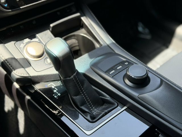 2016 Lexus ES 350 4dr Sedan - 23039861 - 31