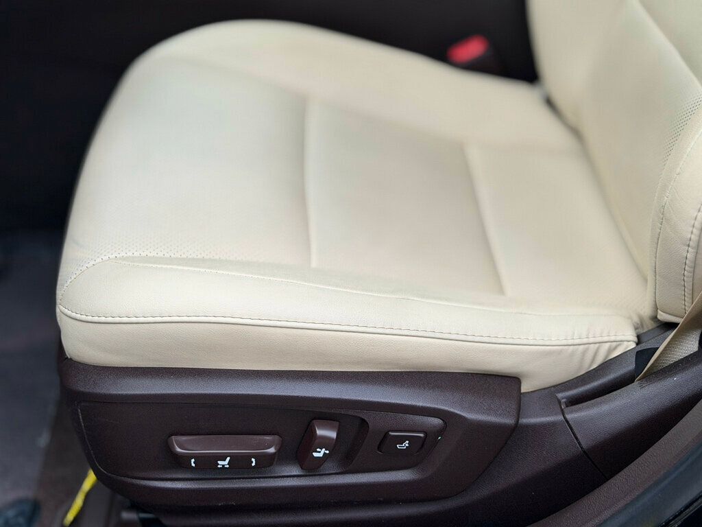 2016 Lexus ES 350 4dr Sedan - 22969008 - 12