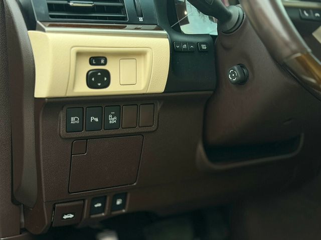 2016 Lexus ES 350 4dr Sedan - 22969008 - 13