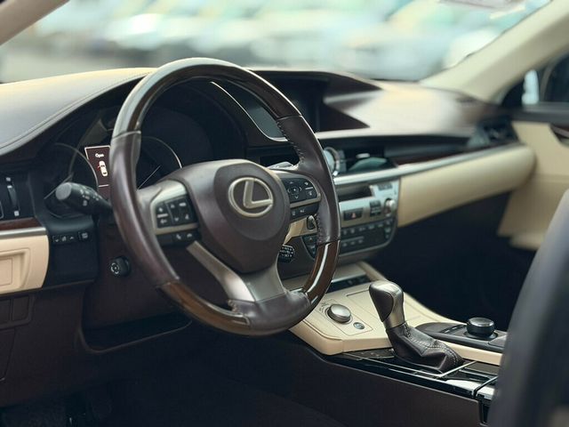 2016 Lexus ES 350 4dr Sedan - 22969008 - 14