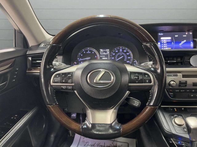 2016 Lexus ES 350 4dr Sedan - 22950318 - 32