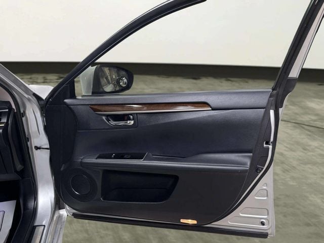 2016 Lexus ES 350 4dr Sedan - 23038125 - 19