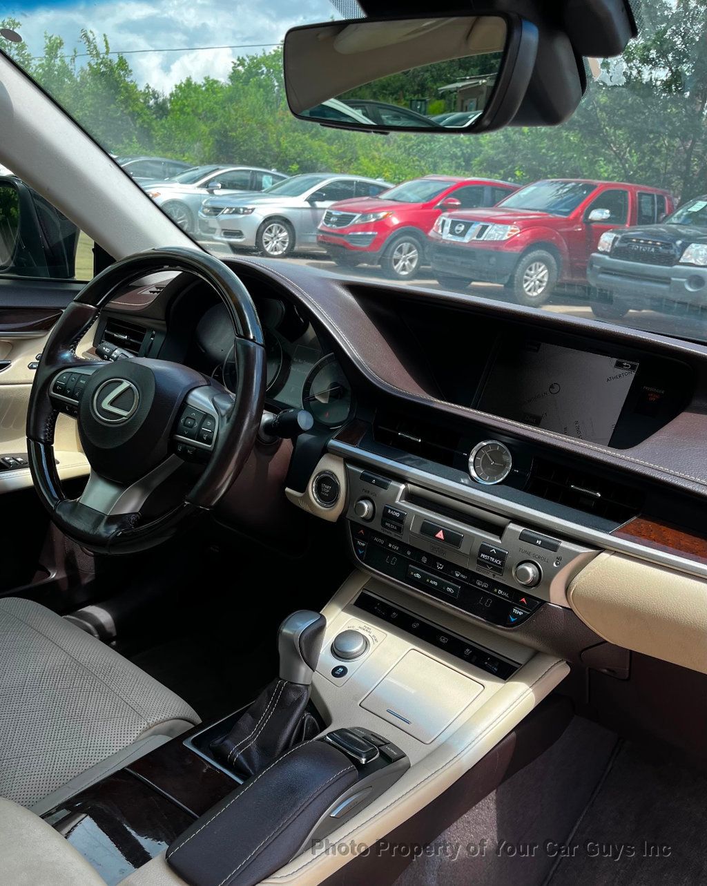 2016 Lexus ES 350 4dr Sedan - 23037441 - 17