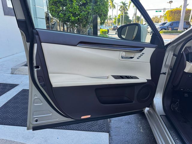 2016 Lexus ES 350 4dr Sedan - 22940882 - 5