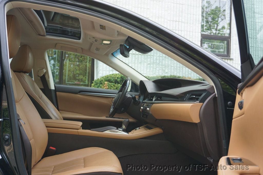 2016 Lexus ES 350 4dr Sedan LUXURY PKG PANO ROOF NAVI REAR CAM HOT&COOL SEATS  - 23017855 - 10