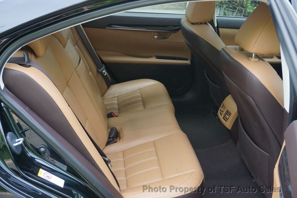 2016 Lexus ES 350 4dr Sedan LUXURY PKG PANO ROOF NAVI REAR CAM HOT&COOL SEATS  - 23017855 - 15