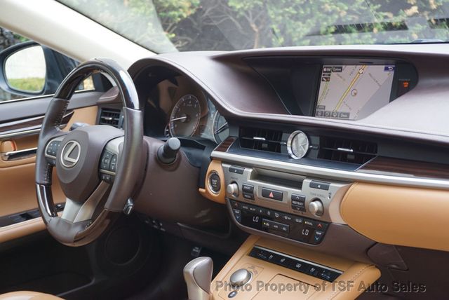 2016 Lexus ES 350 4dr Sedan LUXURY PKG PANO ROOF NAVI REAR CAM HOT&COOL SEATS  - 23017855 - 18