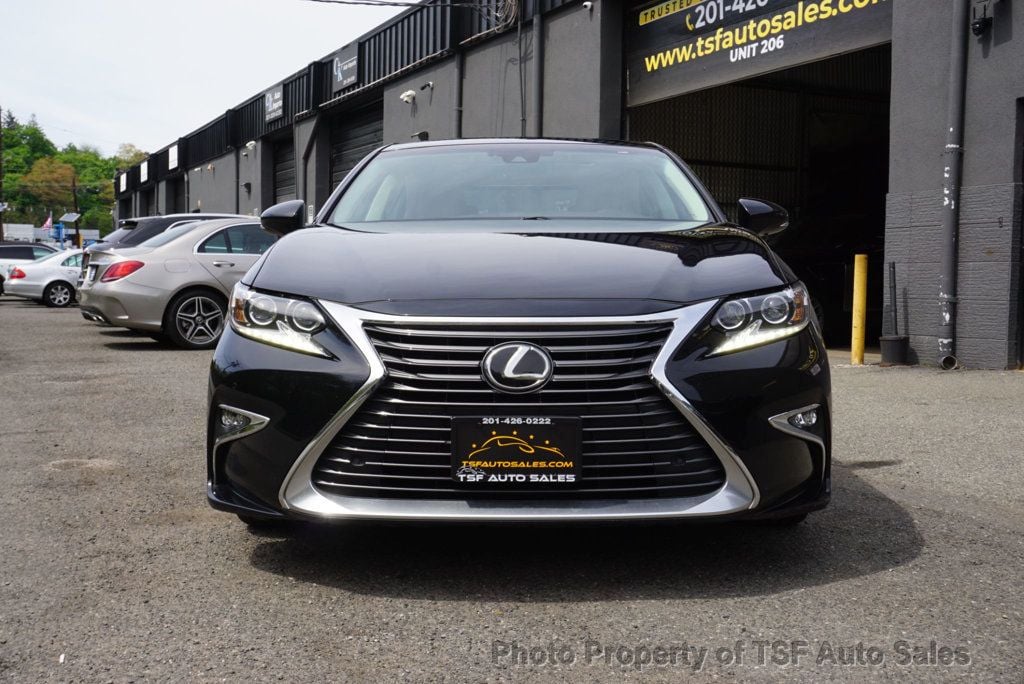 2016 Lexus ES 350 4dr Sedan LUXURY PKG PANO ROOF NAVI REAR CAM HOT&COOL SEATS  - 23017855 - 1