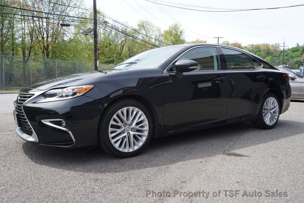 2016 Lexus ES 350 4dr Sedan LUXURY PKG PANO ROOF NAVI REAR CAM HOT&COOL SEATS  - 23017855 - 2