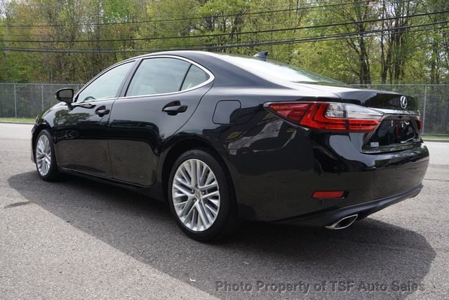 2016 Lexus ES 350 4dr Sedan LUXURY PKG PANO ROOF NAVI REAR CAM HOT&COOL SEATS  - 23017855 - 4