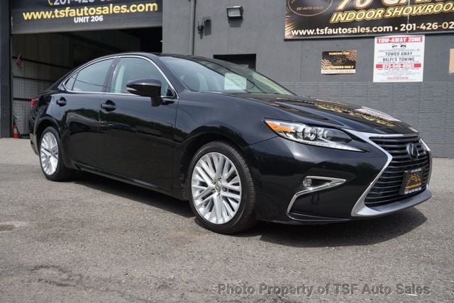 2016 Lexus ES 350 4dr Sedan LUXURY PKG PANO ROOF NAVI REAR CAM HOT&COOL SEATS  - 23017855 - 8
