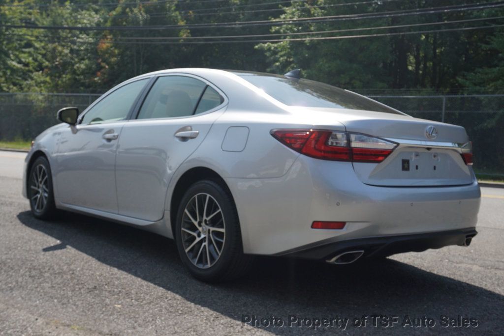 2016 Lexus ES 350 4dr Sedan ULTRA LUXURY PKG PANO ROOF NAVI REAR CAM HOT&COOL SEAT - 22593067 - 5