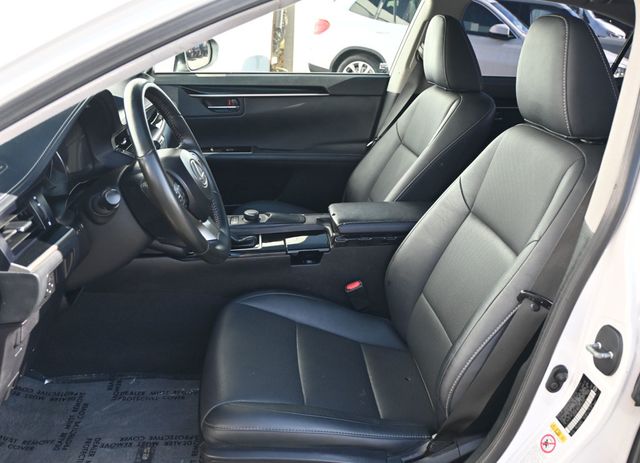 2016 Lexus ES 350 Sedan  - 22940180 - 10