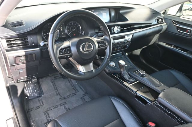 2016 Lexus ES 350 Sedan Brand New Tires No Accidents Reported to Carfax - 22940180 - 5