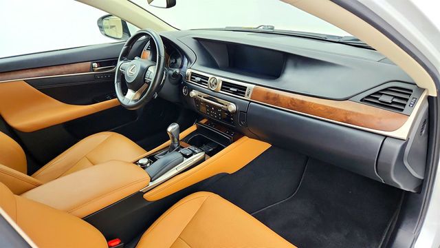 2016 Lexus GS 350 4dr Sedan AWD w/ Premium Pkg, Heated SW & Safety System+ - 23028821 - 26