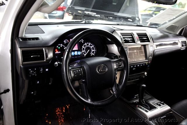 2016 Lexus GX 460 4WD 4dr - 22886663 - 20