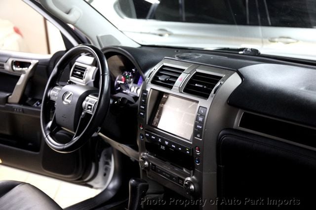 2016 Lexus GX 460 4WD 4dr - 22886663 - 27
