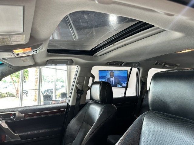 2016 Lexus GX 460 4WD 4dr - 22893367 - 17