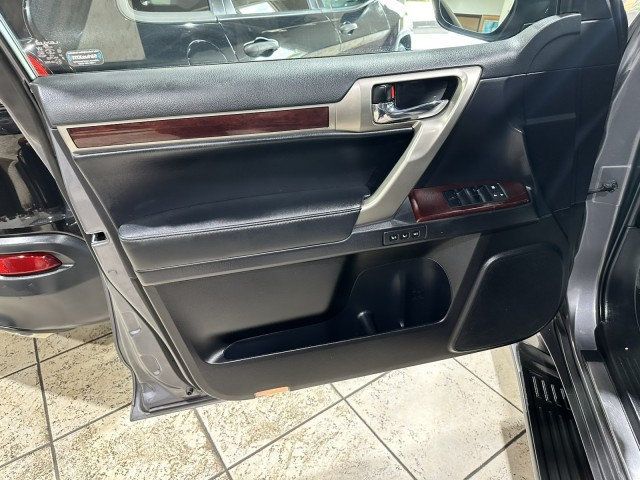 2016 Lexus GX 460 4WD 4dr - 22893367 - 18