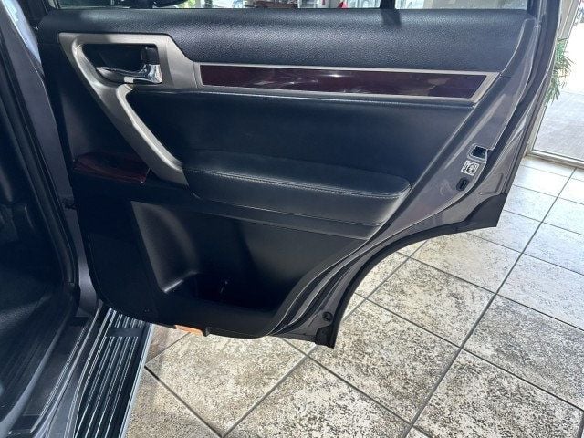 2016 Lexus GX 460 4WD 4dr - 22893367 - 24