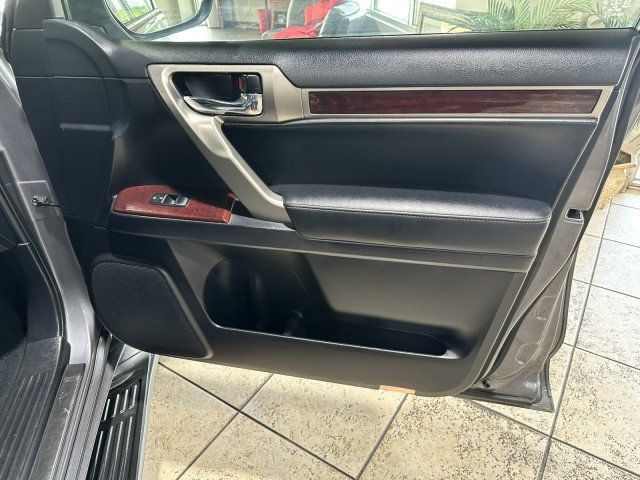 2016 Lexus GX 460 4WD 4dr - 22893367 - 29