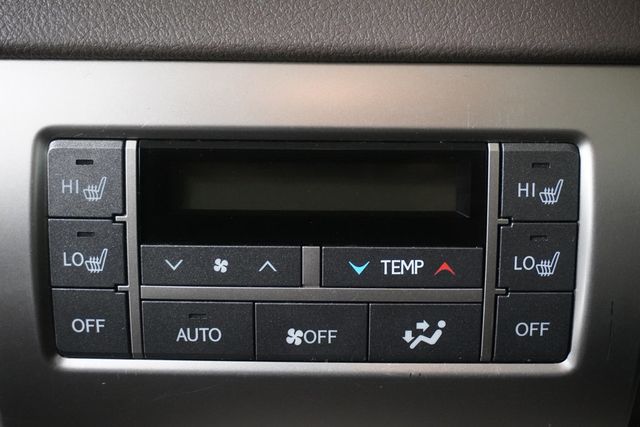 2016 Lexus GX 460 4WD 4dr - 22989748 - 13