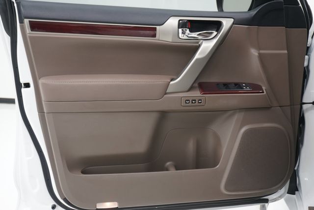 2016 Lexus GX 460 4WD 4dr - 22989748 - 14