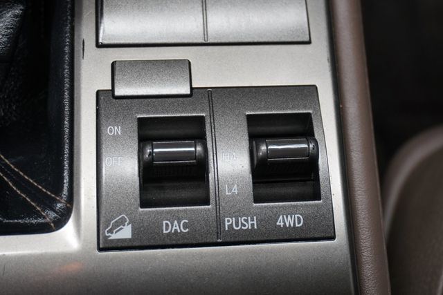 2016 Lexus GX 460 4WD 4dr - 22989748 - 25