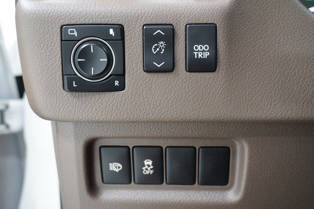 2016 Lexus GX 460 4WD 4dr - 22989748 - 28